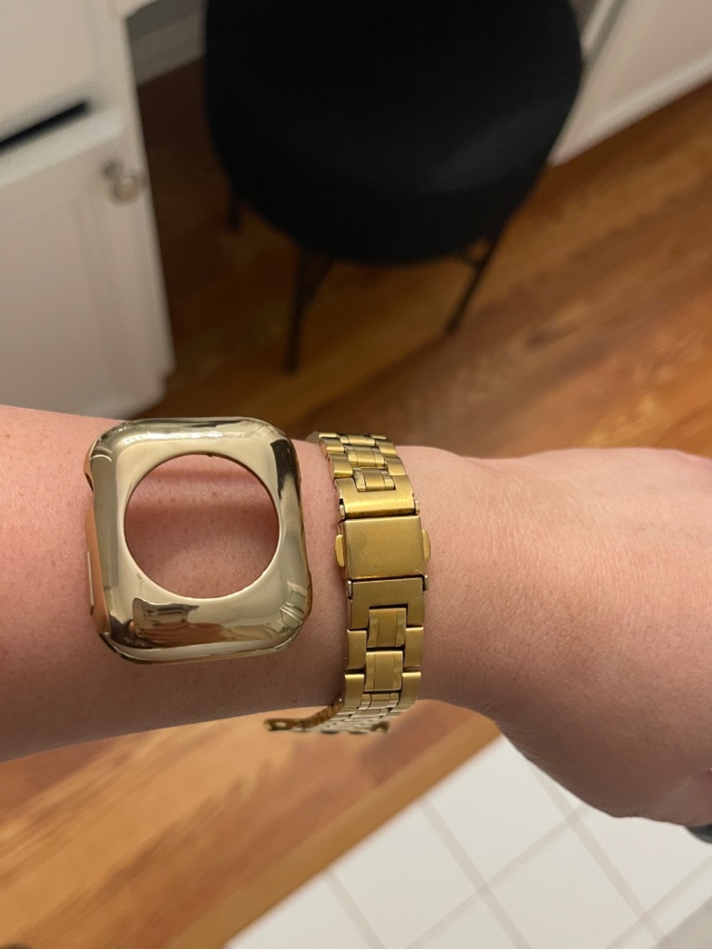 Gold Apple Watch Band and Bumper Face Case - Picture 3 of 3